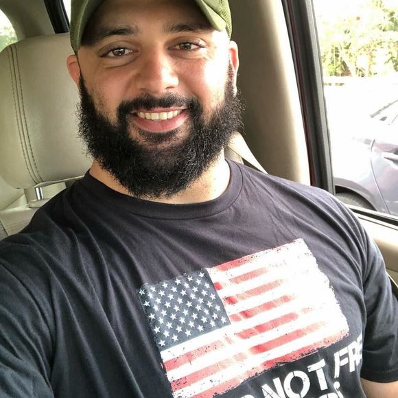 Meet your Posher, David - Picture 1 of 1